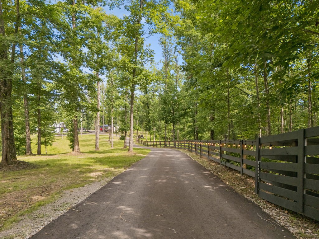 332 Southridge Road Hohenwald, TN 38462 - Photo 44 of 47