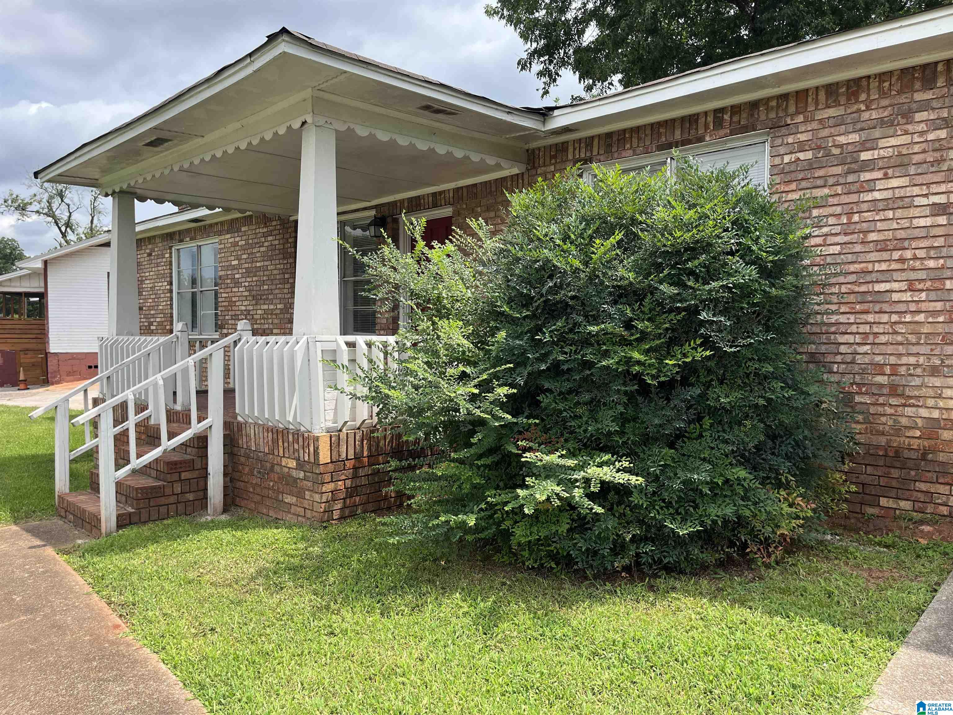 3225 Wenonah Road Southwest Birmingham, AL 35211 - Photo 1 of 34
