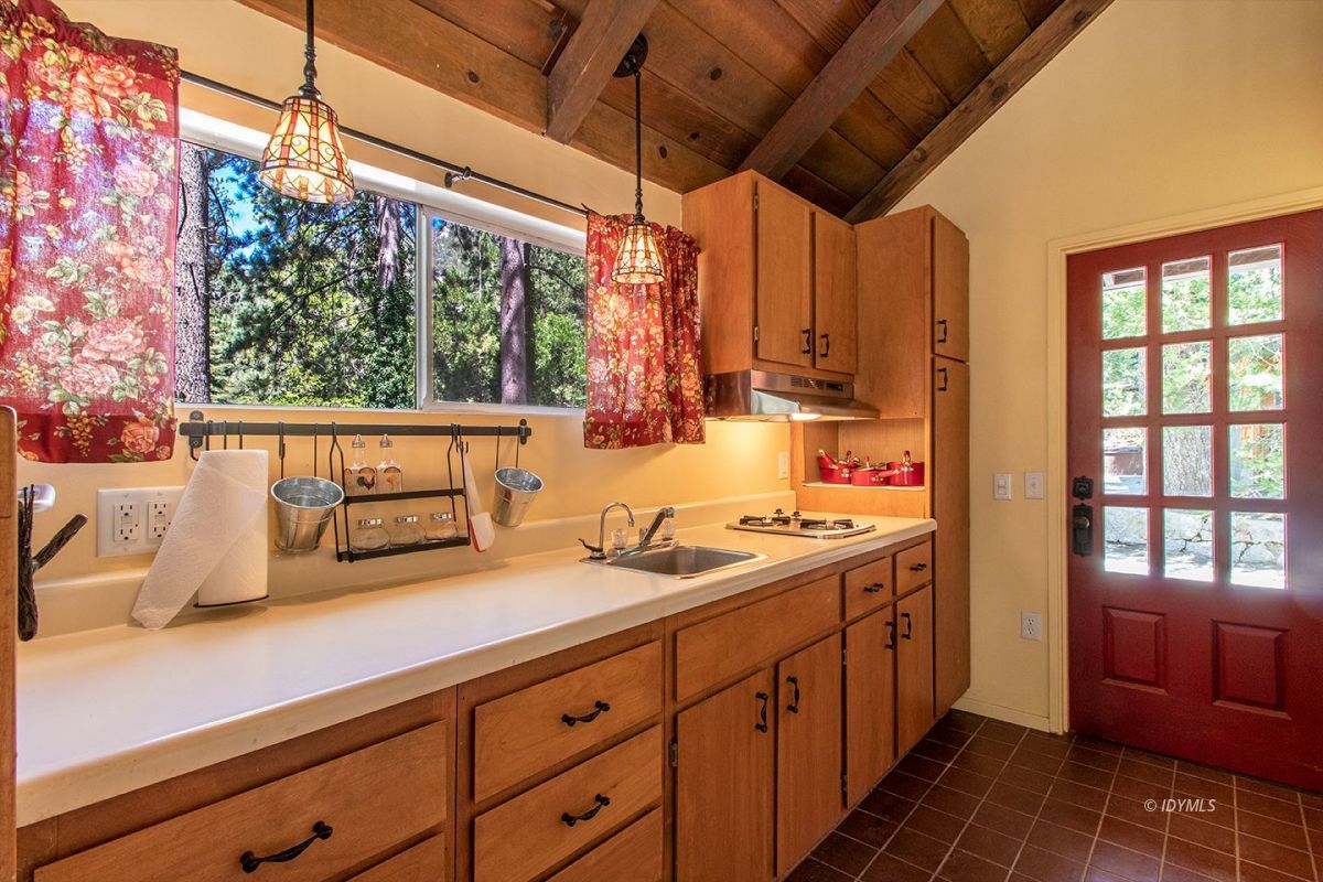24860 Fern Valley Road Idyllwild, CA 92549 - Photo 53 of 90 Guest house