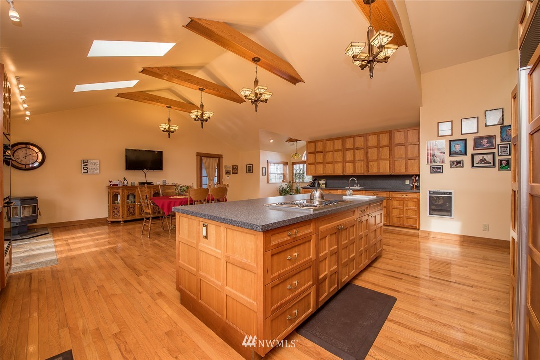 102 Old Joe Road Port Angeles, WA 98363 - Photo 3 of 25 Gallery Image 3