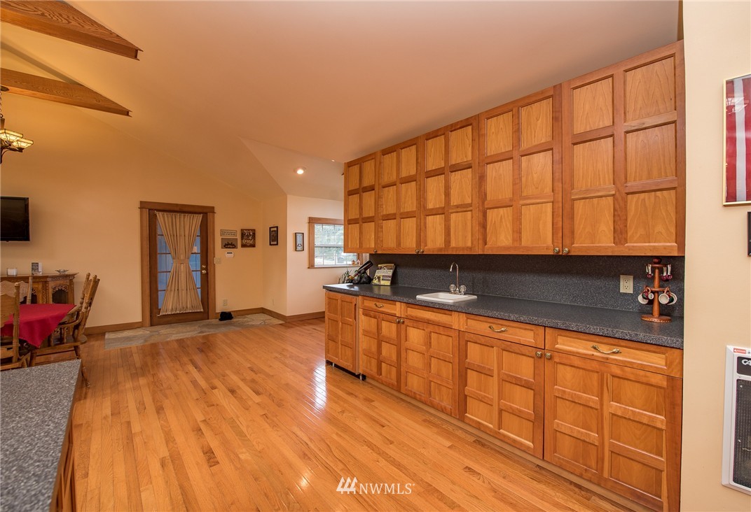 102 Old Joe Road Port Angeles, WA 98363 - Photo 5 of 25 Gallery Image 5