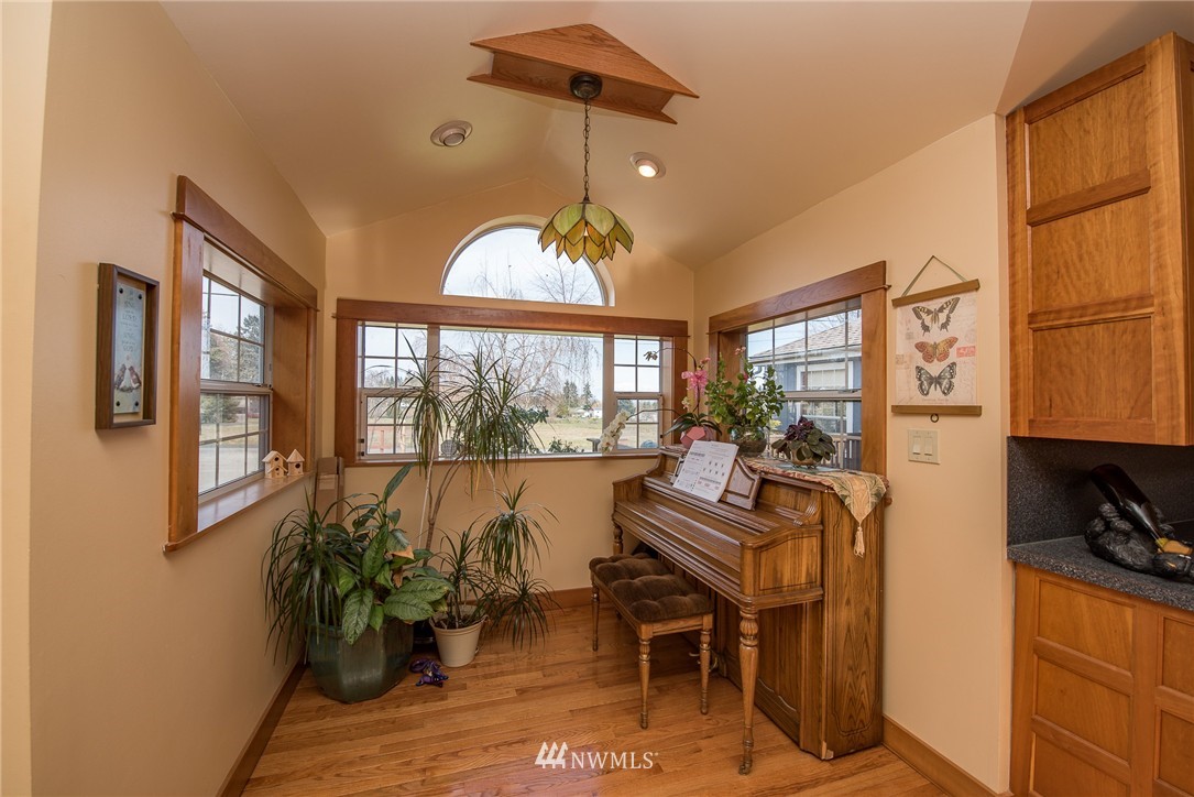 102 Old Joe Road Port Angeles, WA 98363 - Photo 7 of 25 Gallery Image 7