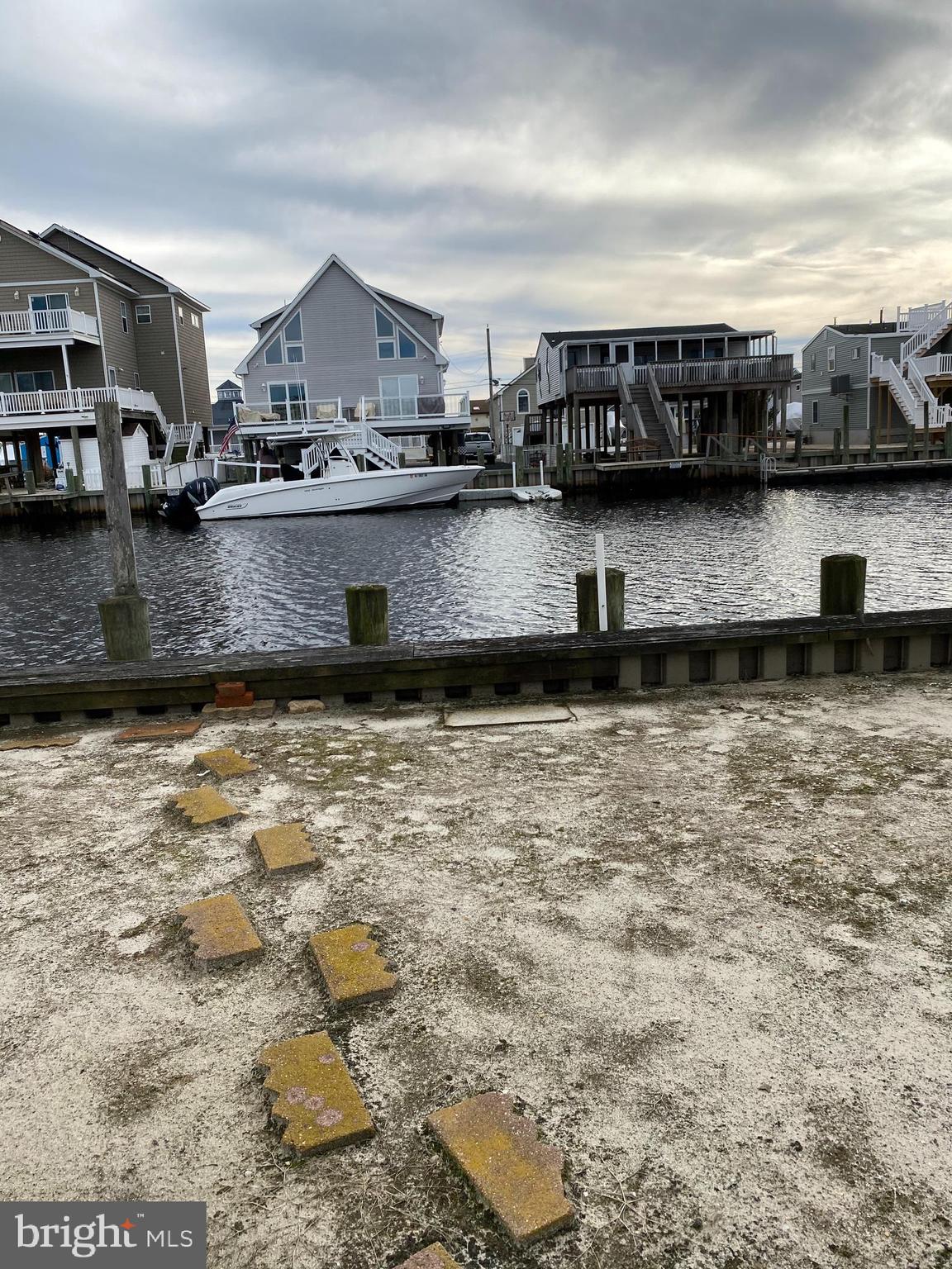 77 Dolphin Road Tuckerton, NJ 08087 - Photo 3 of 4
