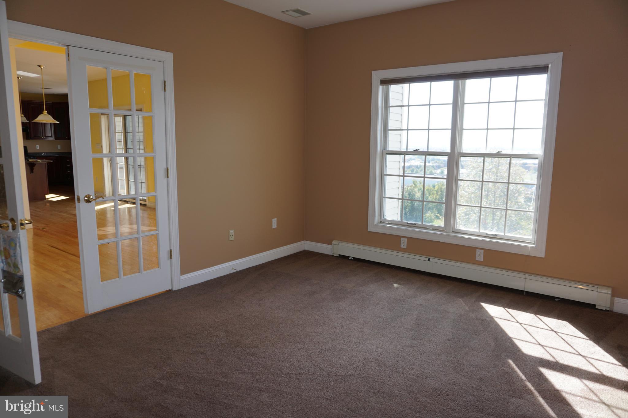 6642 Overlook Road Orefield, PA 18069 - Photo 6 of 23 Gallery Image 6