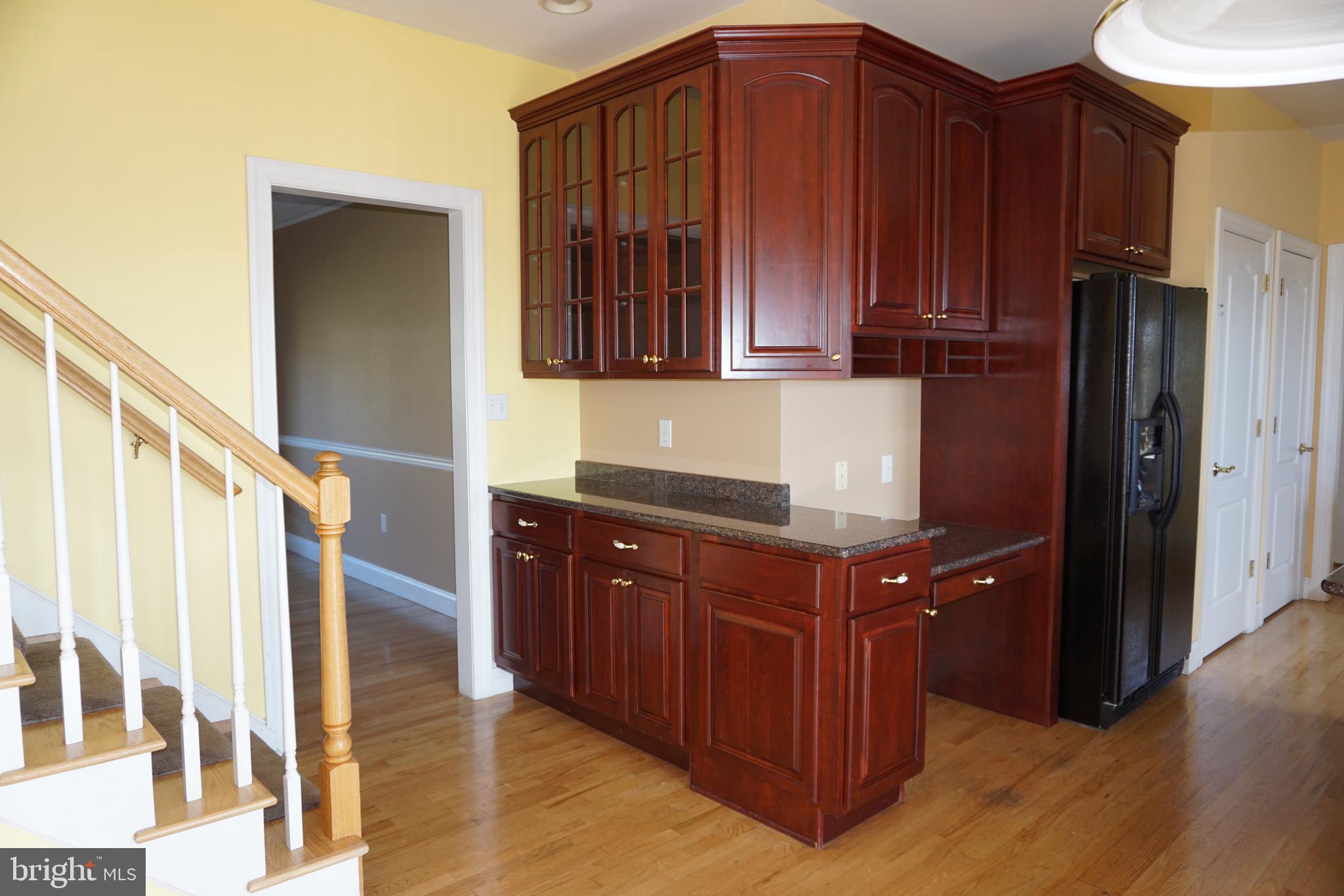 6642 Overlook Road Orefield, PA 18069 - Photo 7 of 23 Dry Bar