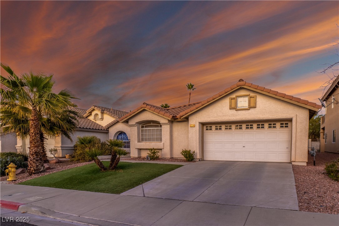 254 Camelback Ridge Avenue Henderson, NV 89012 - Photo 1 of 40