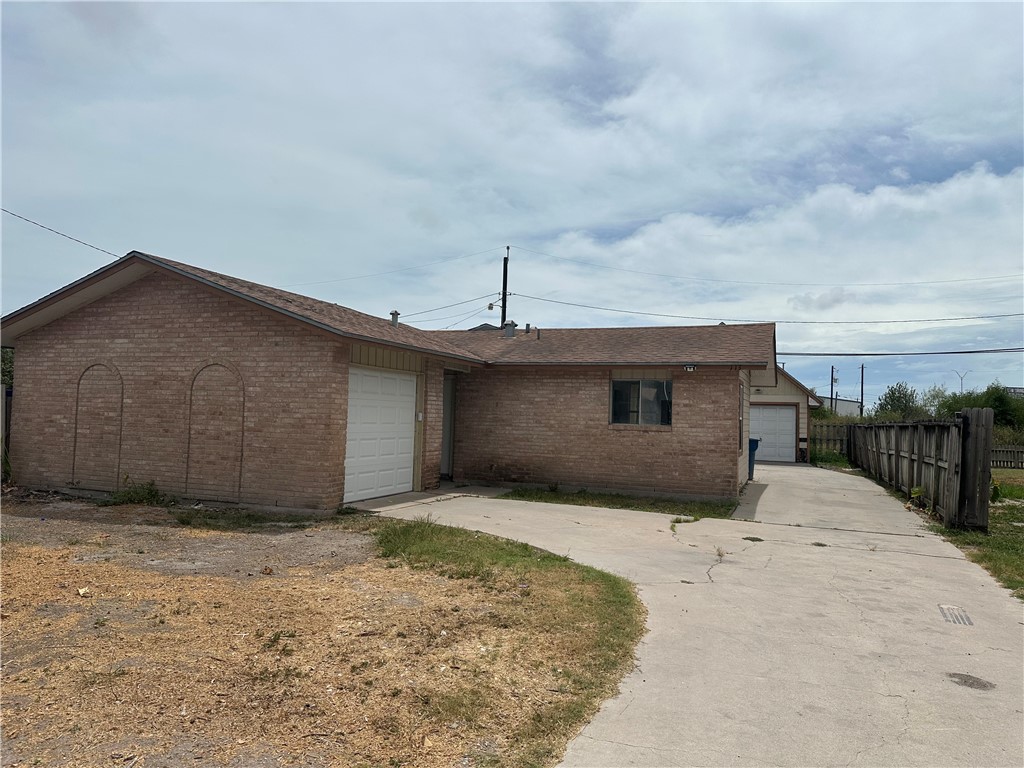 113 Lee Avenue Gregory, TX 78374 - Photo 2 of 22 a front view of a house