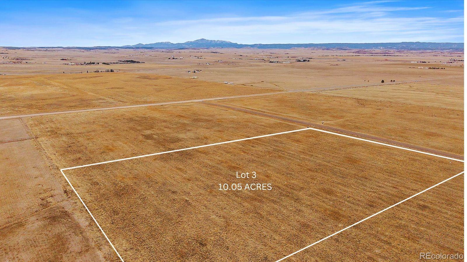 30194 Imperial Point Elizabeth, CO 80107 - Photo 2 of 9 a view of an ocean and beach