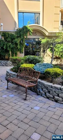 $450,000 | 8915 Bergenwood Avenue, Unit 4, North Bergen, NJ 07047