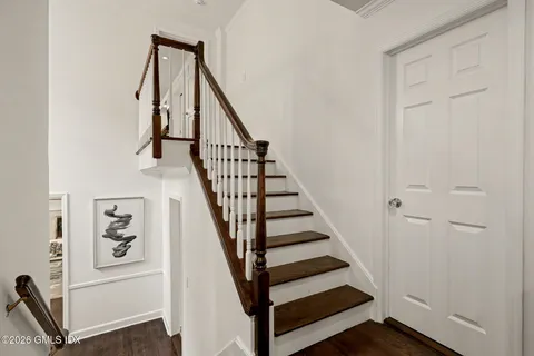 $3,395,000 | 38 Byfield Lane, Greenwich, CT 06830