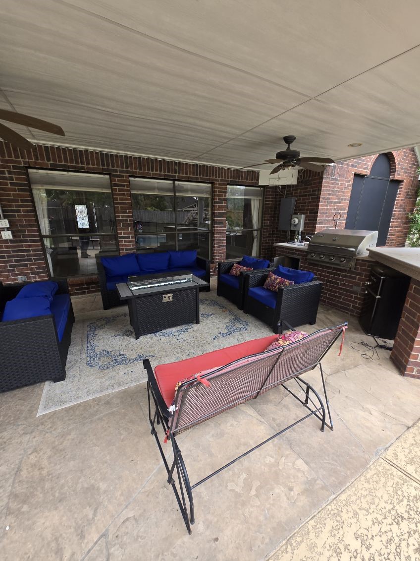 3502 Brymoor Court Pearland, TX 77584 - Photo 23 of 32 Another view of the cover patio with builtin gas grill and stink