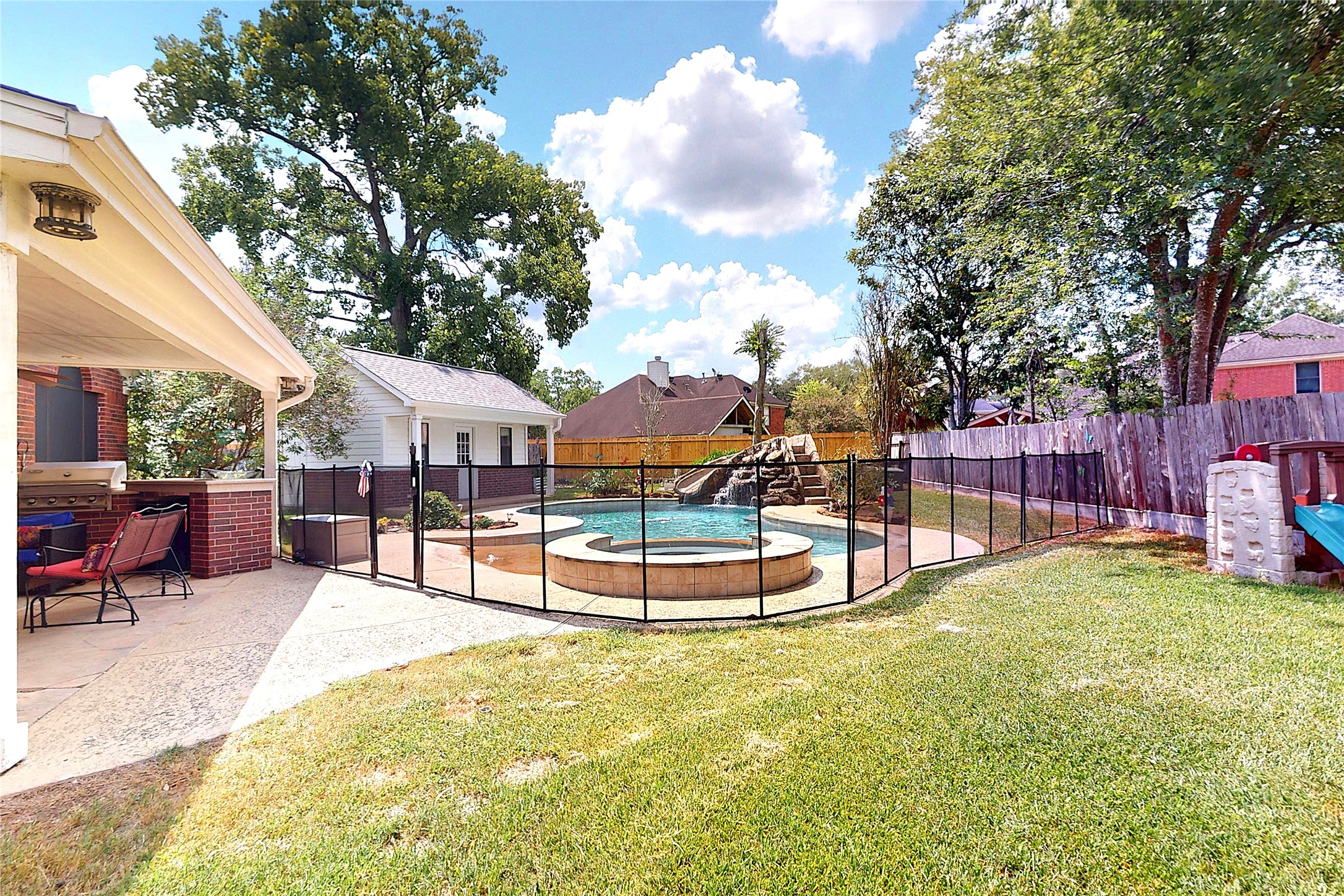 3502 Brymoor Court Pearland, TX 77584 - Photo 24 of 32