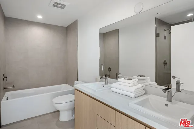 $1,749,000 | 3808 College Avenue, Unit 2, Culver City, CA 90232