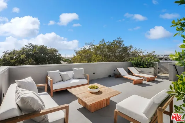 $1,749,000 | 3808 College Avenue, Unit 2, Culver City, CA 90232