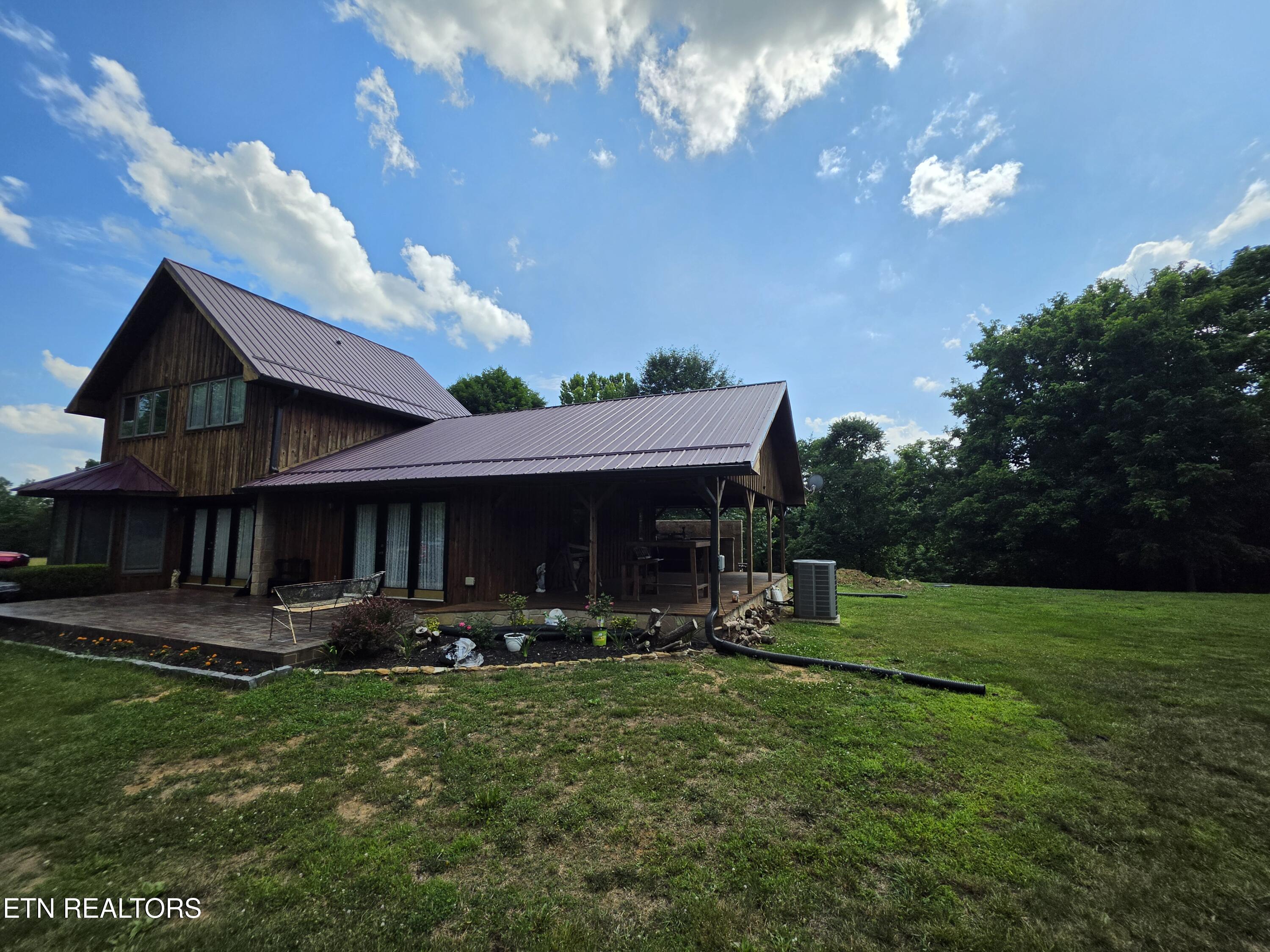 264 Carlos Road Sneedville, TN 37869 - Photo 11 of 58 20260611_163044