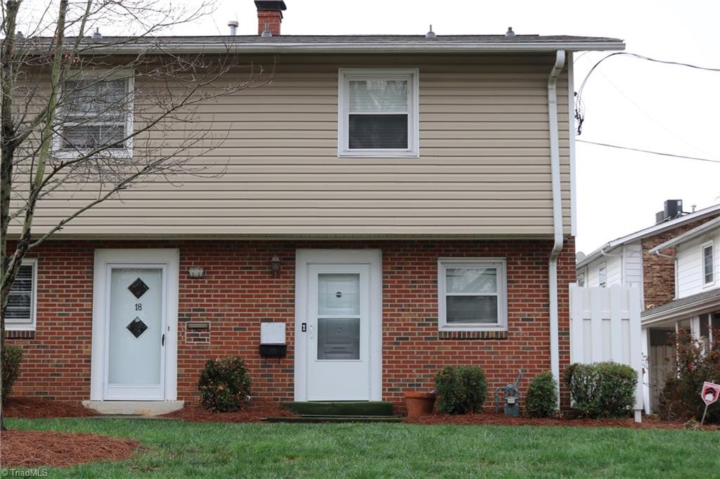 101 Oxford Place, Unit 19 High Point, NC 27262 - Photo 1 of 25 Front