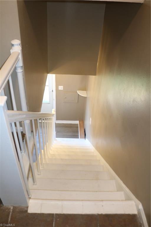 101 Oxford Place, Unit 19 High Point, NC 27262 - Photo 11 of 25