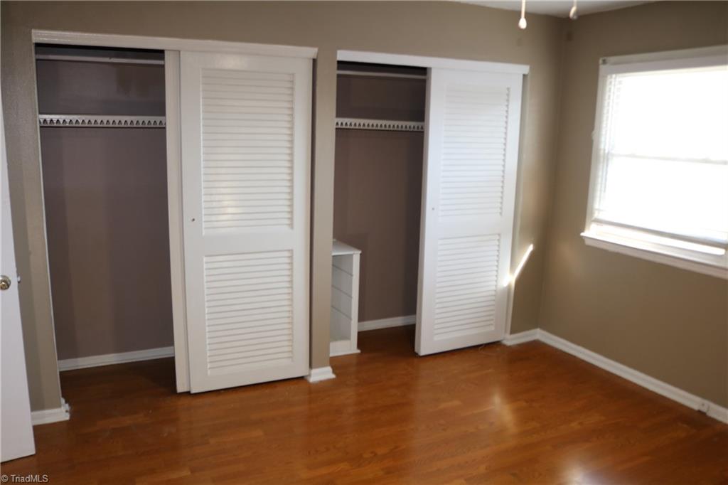 101 Oxford Place, Unit 19 High Point, NC 27262 - Photo 15 of 25 Primary Bedroom