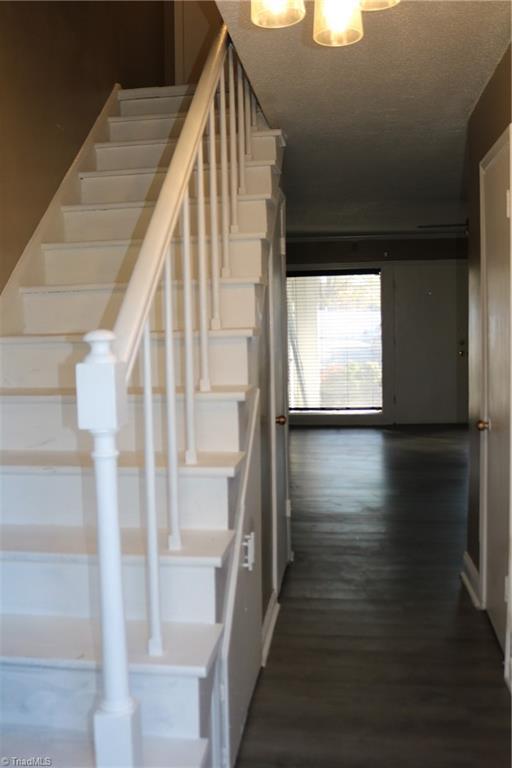 101 Oxford Place, Unit 19 High Point, NC 27262 - Photo 9 of 25