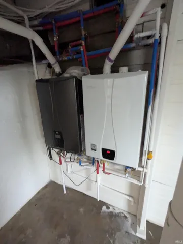 $525,000 | 300 East Taylor Street, Kokomo, IN 46901