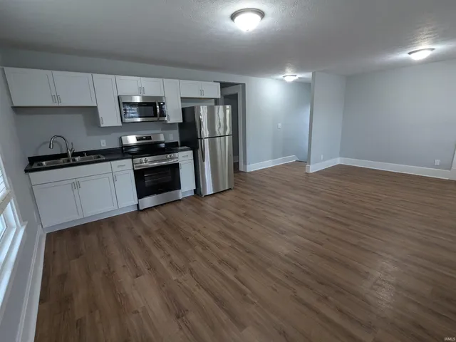 $525,000 | 300 East Taylor Street, Kokomo, IN 46901