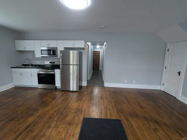 $525,000 | 300 East Taylor Street, Kokomo, IN 46901