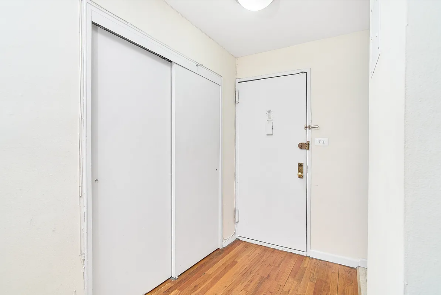 165 Christopher Street, Unit 2O Manhattan, NY 10014 - Photo 3 of 12 a view of a small space