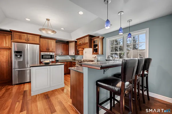 $529,900 | 18 Ripley Road, Glastonbury, CT 06033