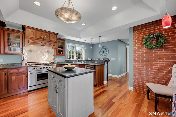 $529,900 | 18 Ripley Road, Glastonbury, CT 06033