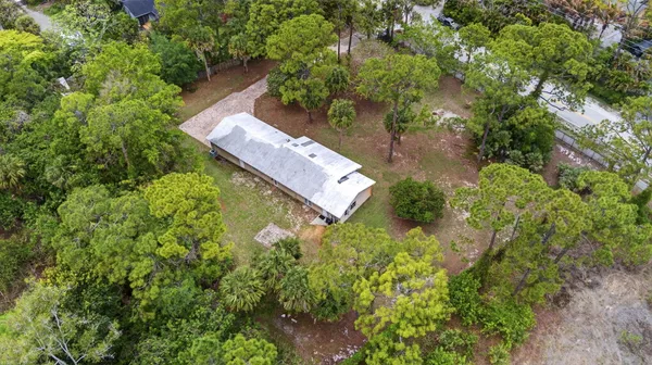 $3,400 | 16932 Okeechobee Boulevard, Loxahatchee, FL 33470