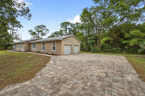 $3,400 | 16932 Okeechobee Boulevard, Loxahatchee, FL 33470