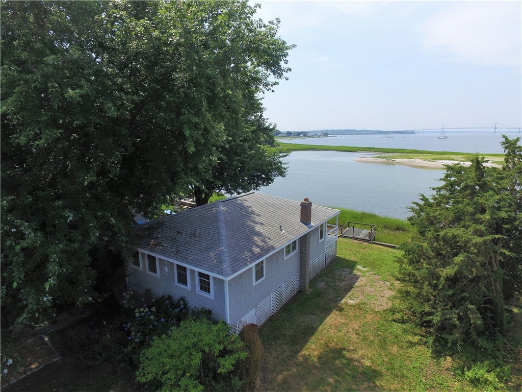 1156 Anthony Road Portsmouth, RI 02871 - Photo 12 of 18 Gallery Image 12
