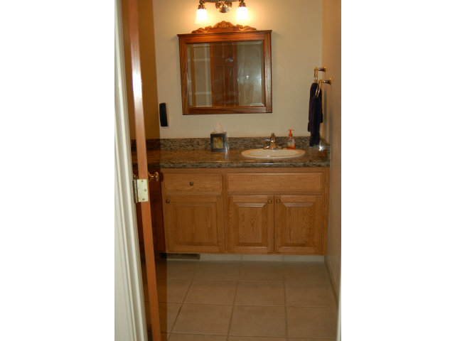 292 Strawberry Road Watsonville, CA 95076 - Photo 10 of 25 Gallery Image 10
