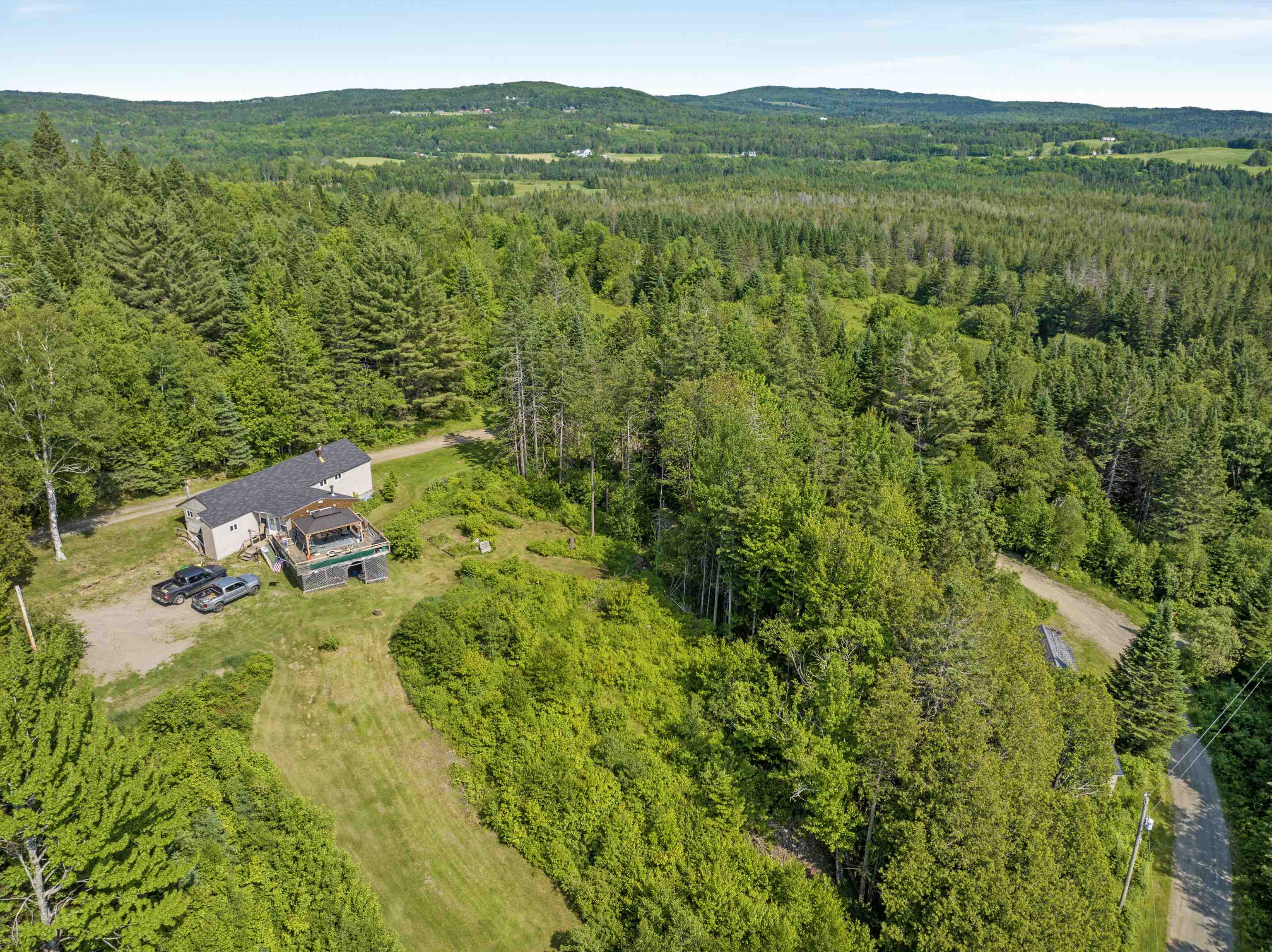 97 Cobblestone Road Clarksville, NH 03592 - Photo 3 of 36
