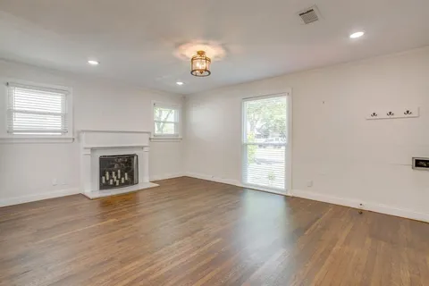 $550,000 | 3212 Greene Avenue, Fort Worth, TX 76109