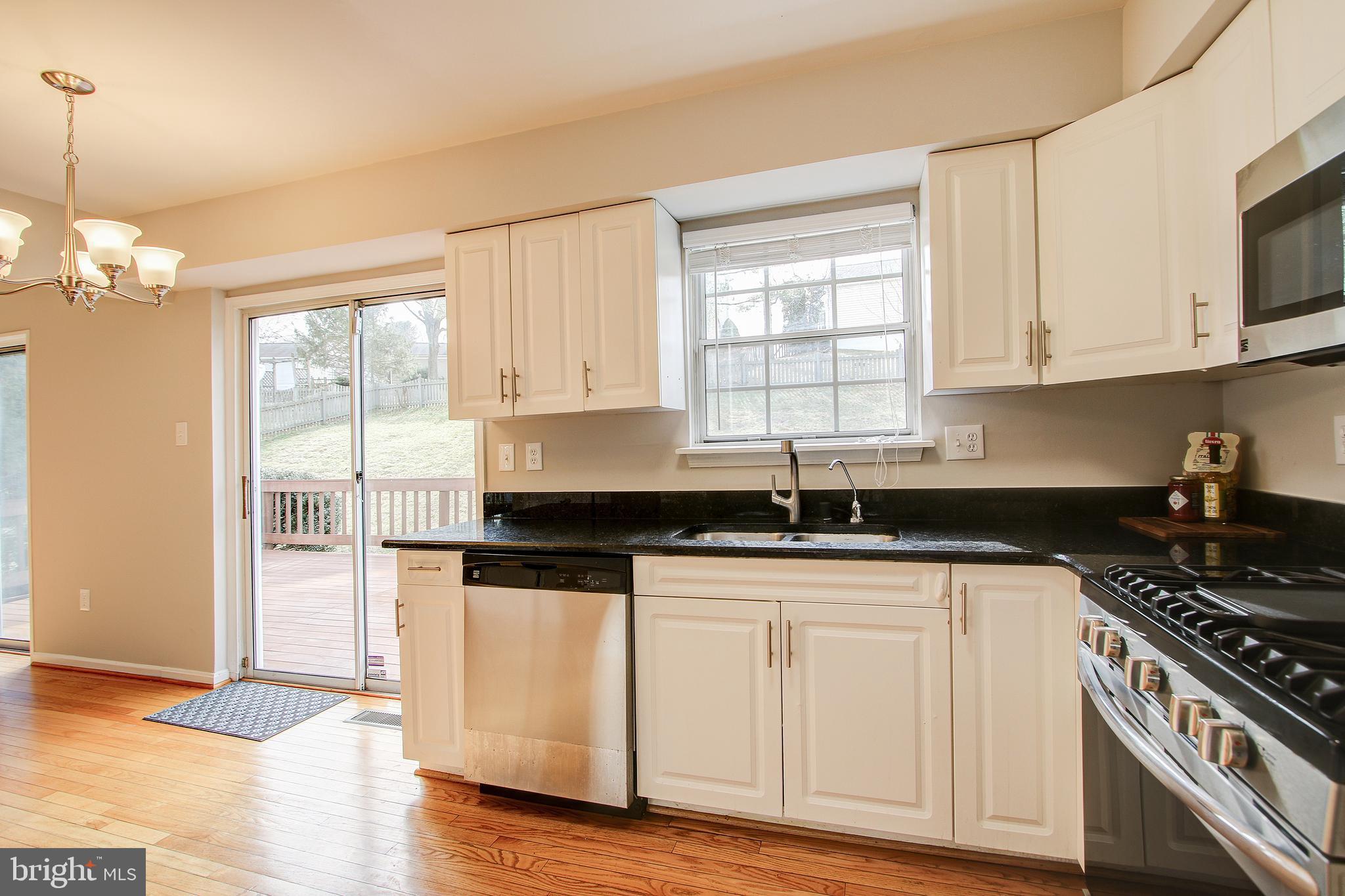 920 Pheasant Run Drive Gaithersburg, MD 20878 - Photo 14 of 51