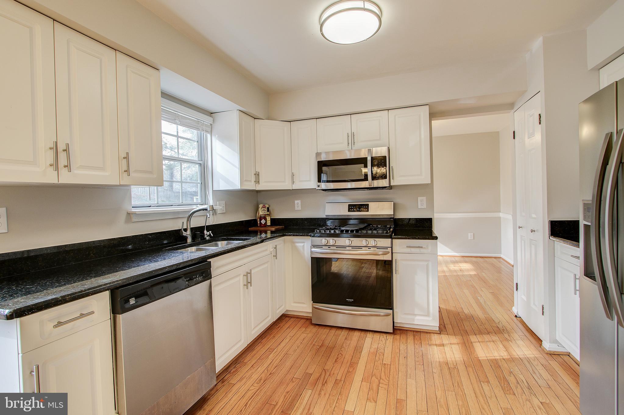 920 Pheasant Run Drive Gaithersburg, MD 20878 - Photo 17 of 51