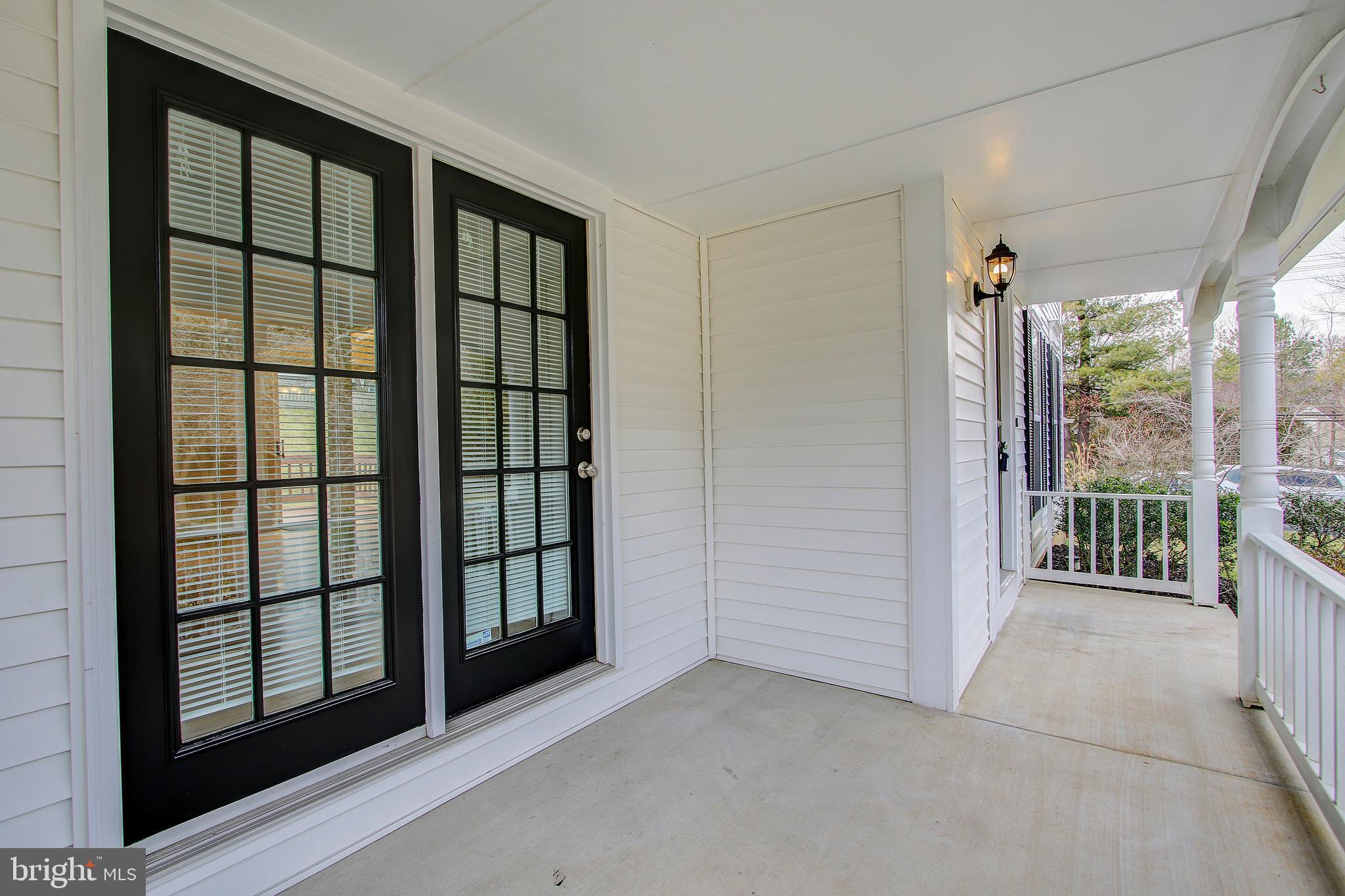 920 Pheasant Run Drive Gaithersburg, MD 20878 - Photo 4 of 51