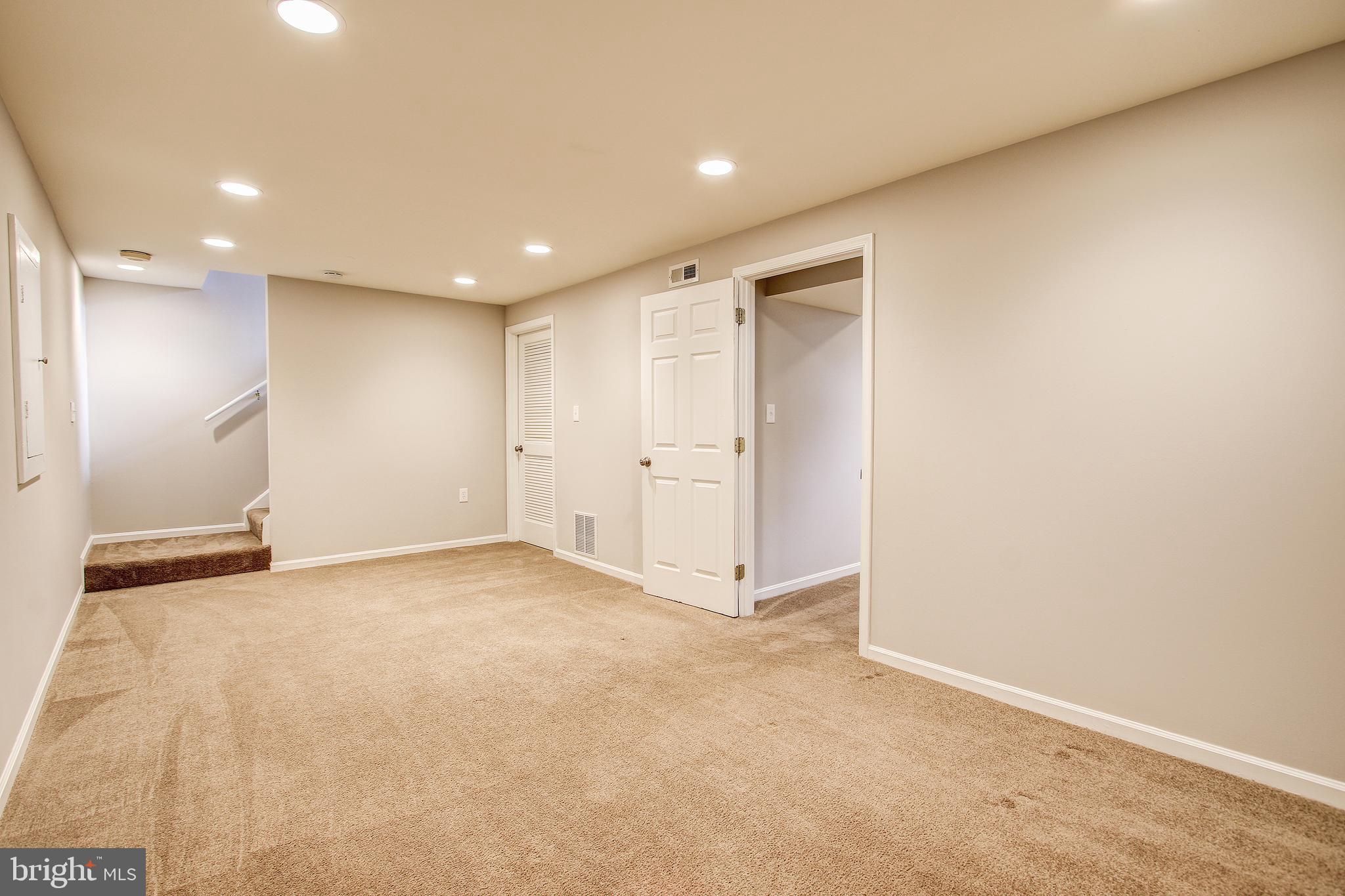 920 Pheasant Run Drive Gaithersburg, MD 20878 - Photo 44 of 51