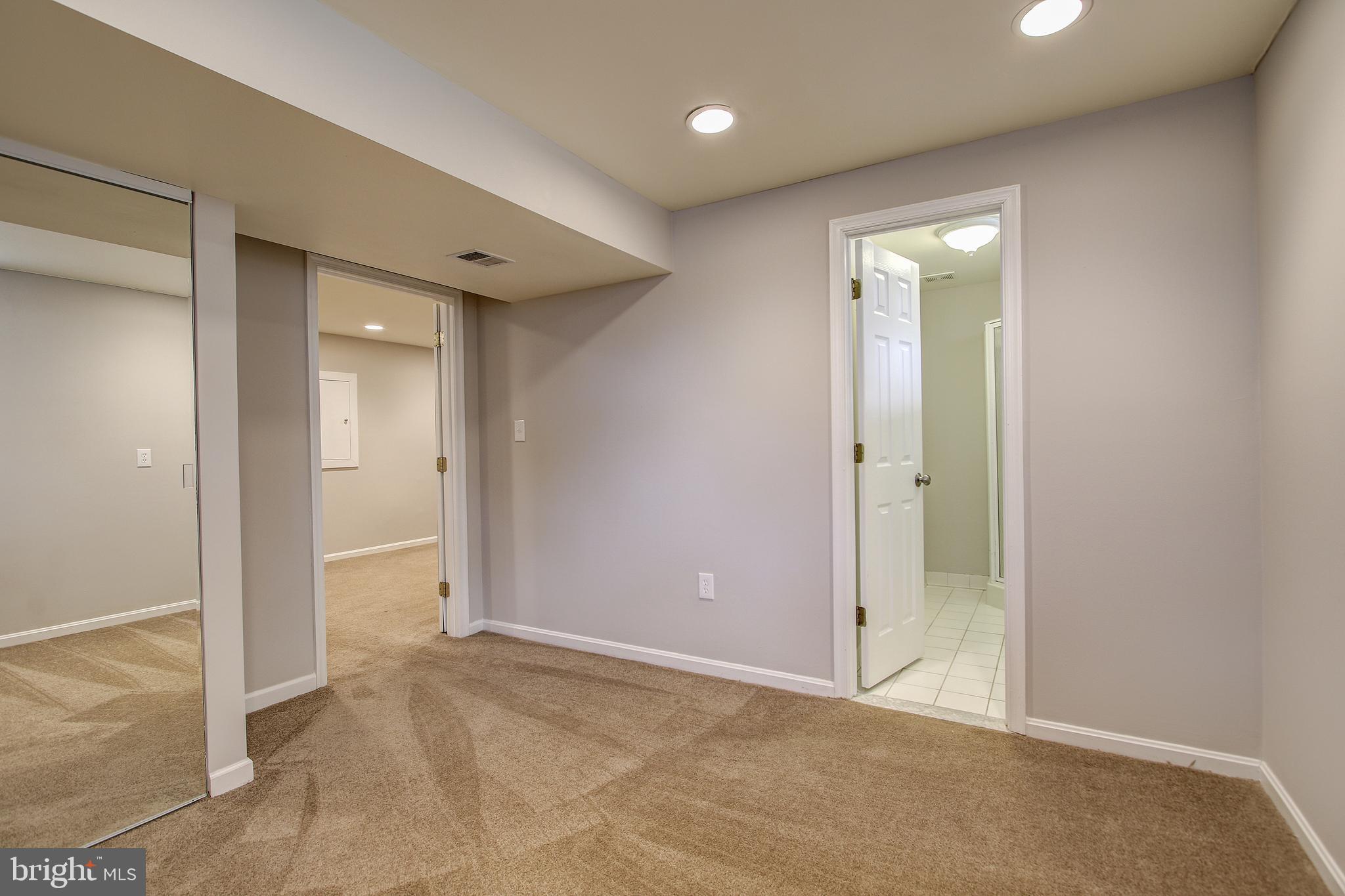 920 Pheasant Run Drive Gaithersburg, MD 20878 - Photo 46 of 51