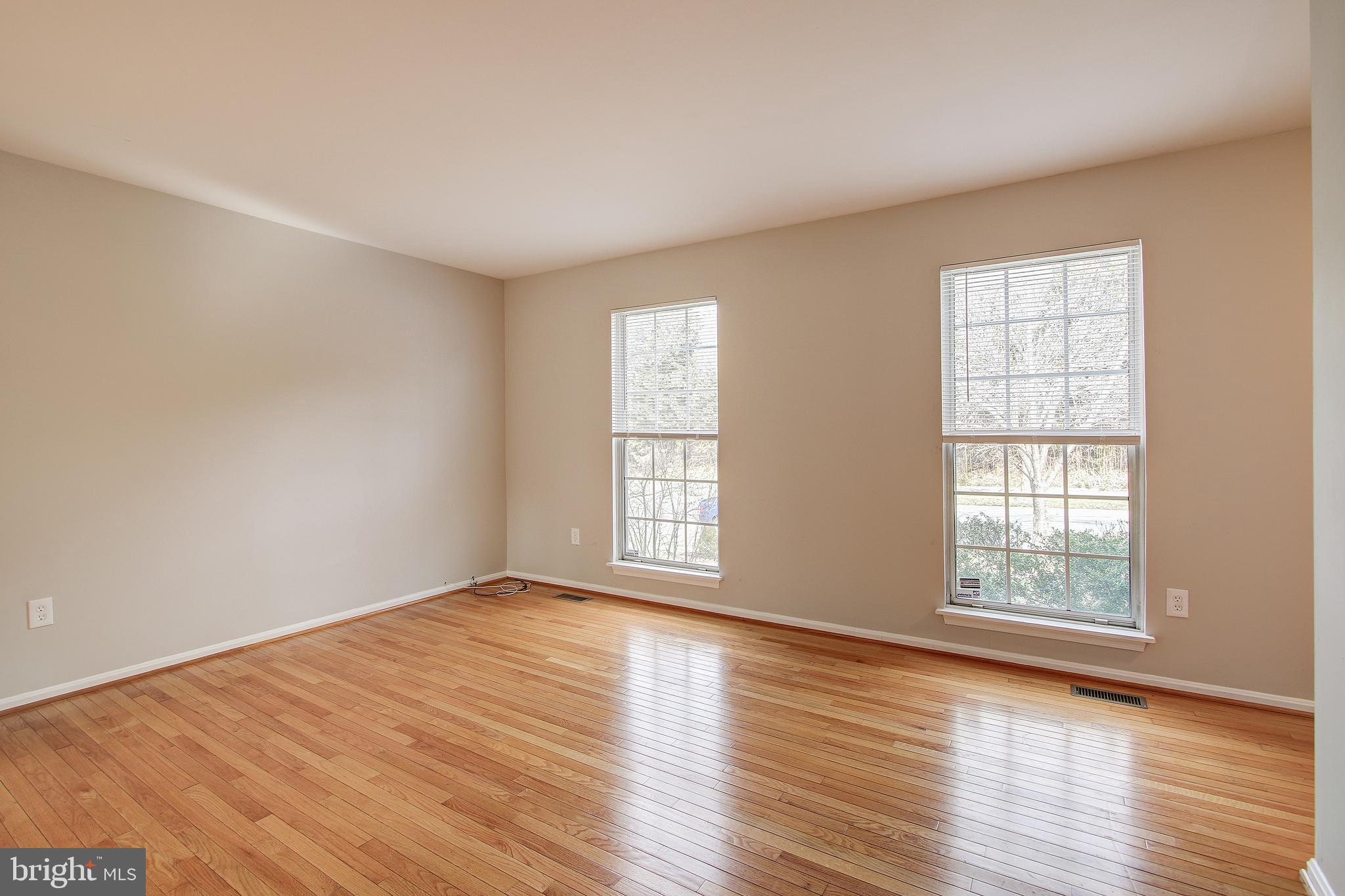 920 Pheasant Run Drive Gaithersburg, MD 20878 - Photo 7 of 51