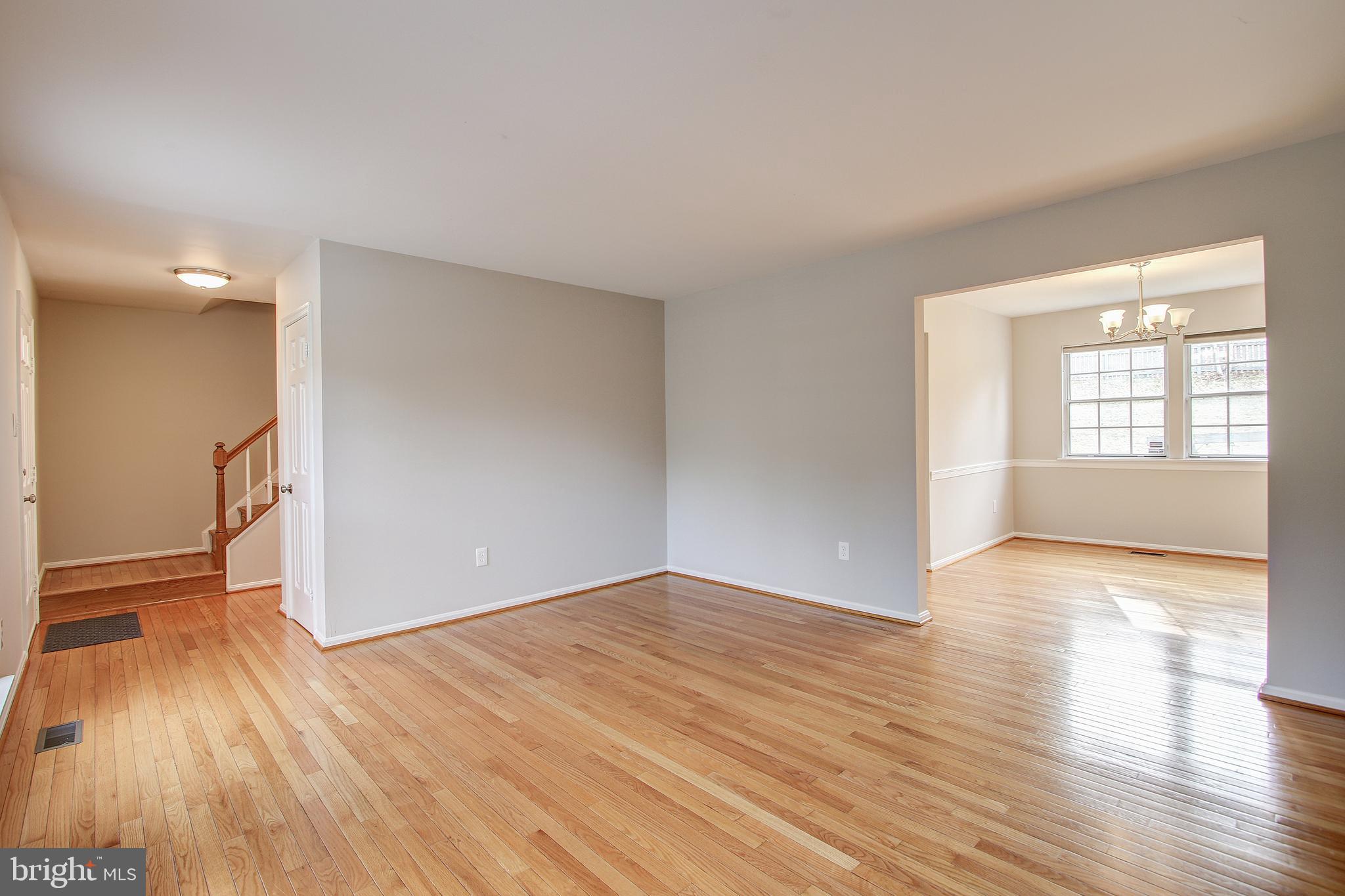 920 Pheasant Run Drive Gaithersburg, MD 20878 - Photo 9 of 51