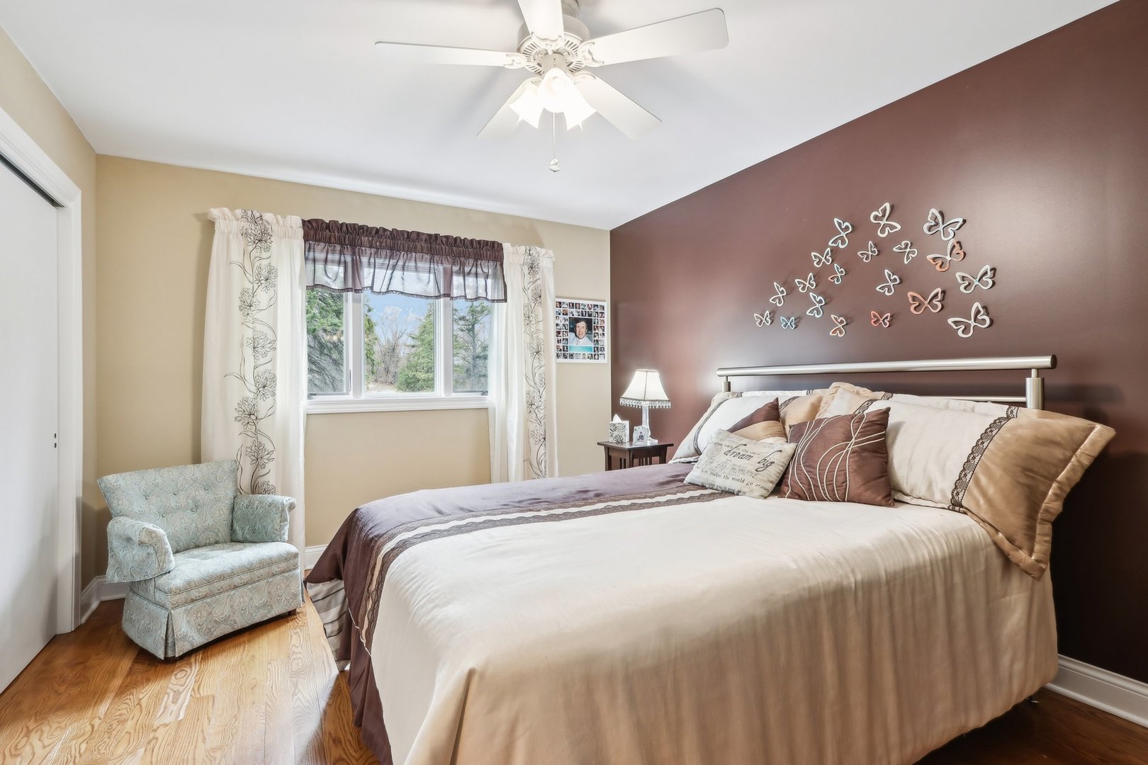 34550 Stanley Road Ingleside, IL 60041 - Photo 19 of 45 a bedroom with double bed and a couch