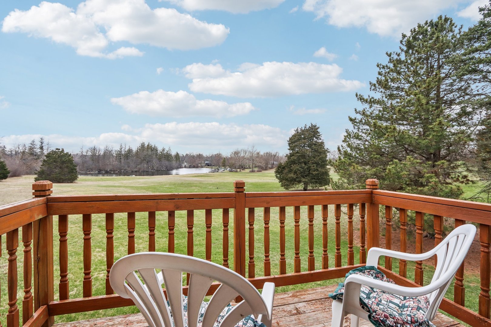 34550 Stanley Road Ingleside, IL 60041 - Photo 32 of 45 a view of a chair in a balcony