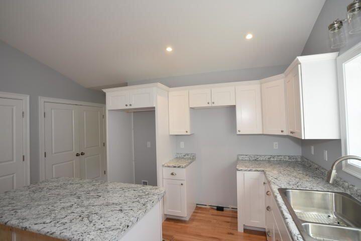 43 Conifer Drive Windham, ME 04062 - Photo 6 of 30 9