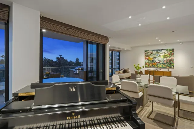 $2,699,000 | 2604 Fifth Avenue, Unit 801, San Diego, CA 92103