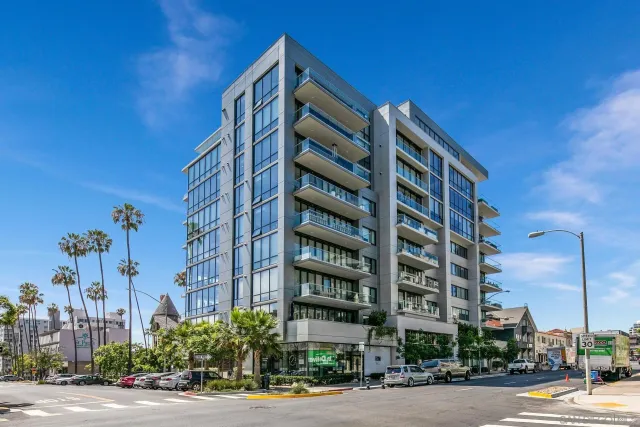 $2,699,000 | 2604 Fifth Avenue, Unit 801, San Diego, CA 92103
