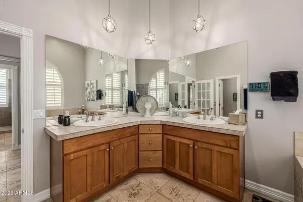 $1,274,900 | 4477 East Stanford Avenue, Gilbert, AZ 85234