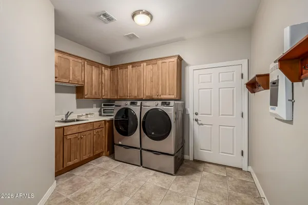 $1,274,900 | 4477 East Stanford Avenue, Gilbert, AZ 85234