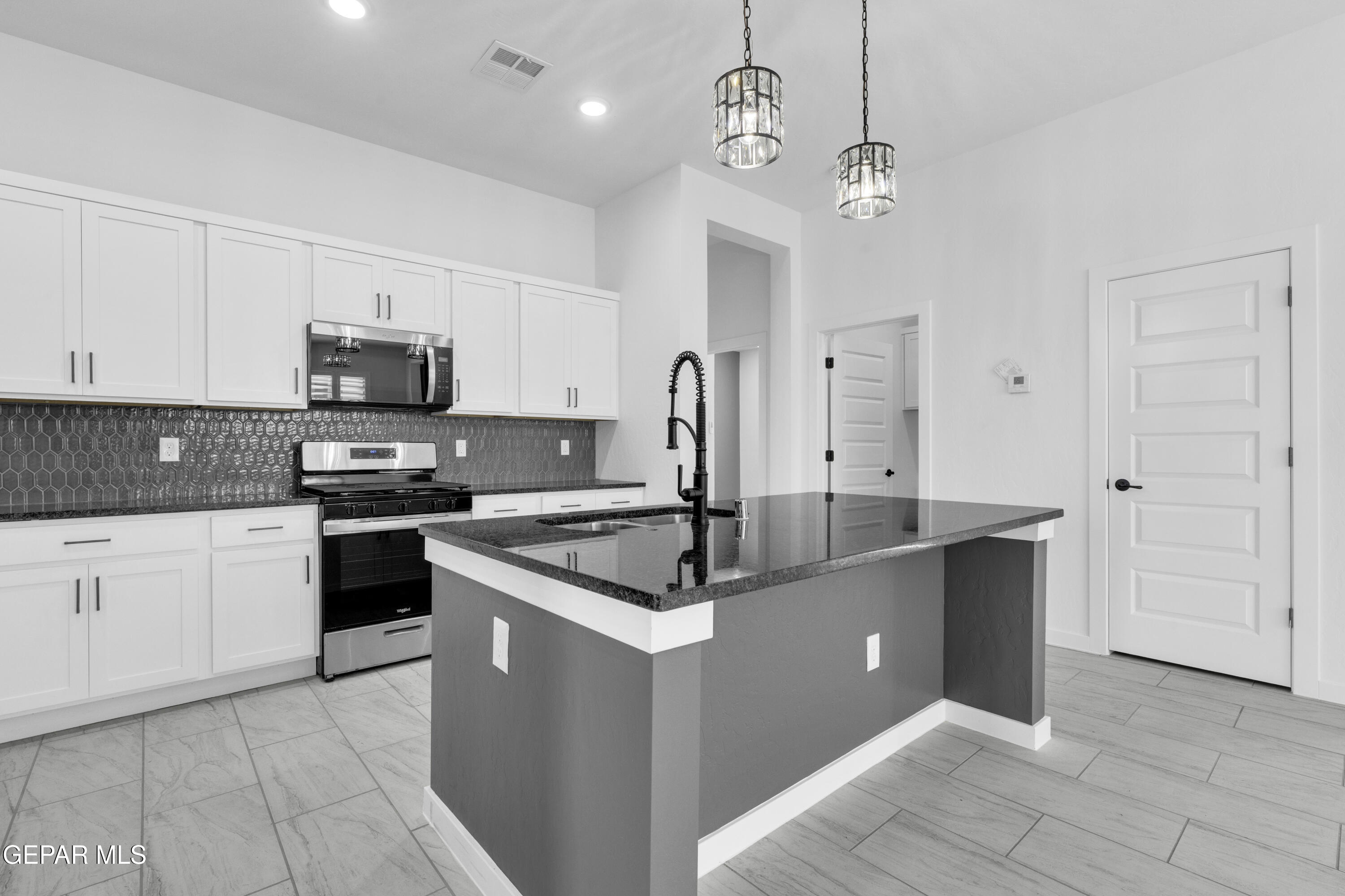 1416 Dylan Place El Paso, TX 79928 - Photo 19 of 45 2 (25)